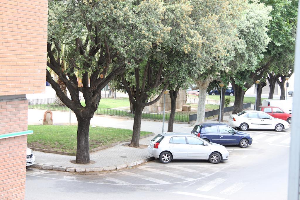 Apartaments Centre Figueres Cameră foto